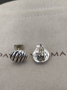 David Yurman 925 Silver Earrings with Original Pouch